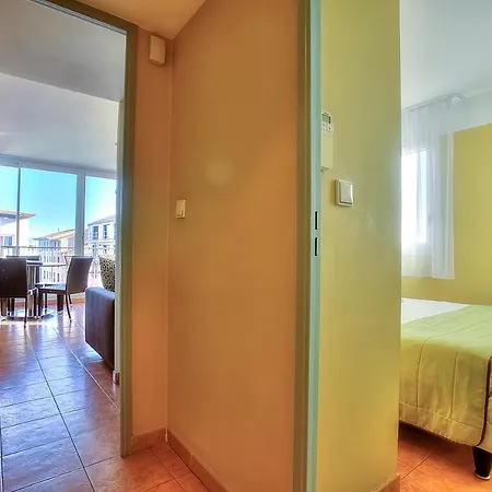 Port Prestige - Terrasse - Piscine - Parking Antibes