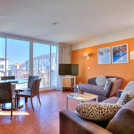 Port Prestige - Terrasse - Piscine - Parking Appartement