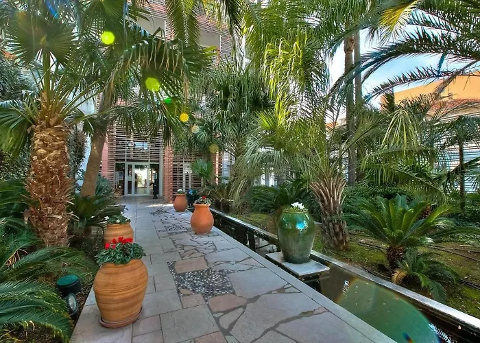 Port Prestige - Terrasse - Piscine - Parking * Antibes