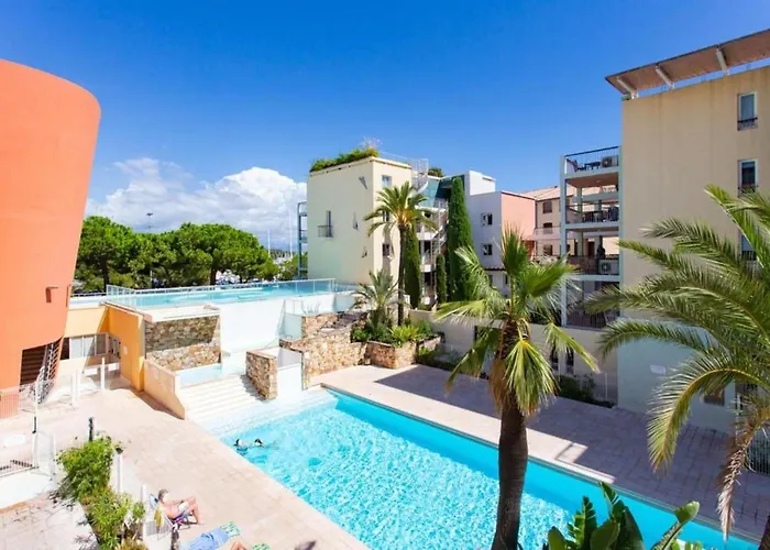 Port Prestige - Terrasse - Piscine - Parking Lägenhet *